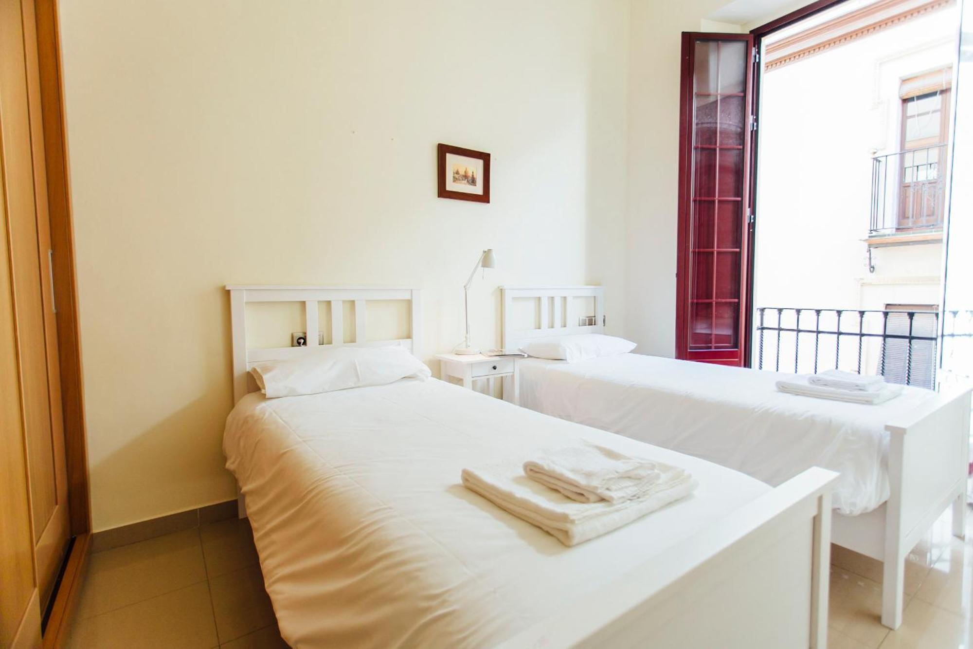 Bright And Central- 2Bd 1Bth- Malhara Sevilla Dış mekan fotoğraf